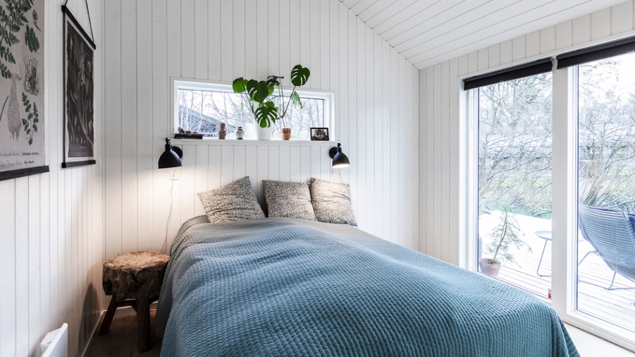 Scanlux sommerhus case med Svane Køkkenet