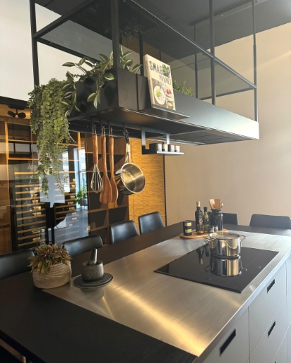 S19 klippegrå køkken fra Svane Køkkenet