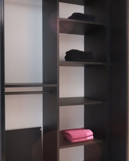 Skydelåger med indretning fra Svane Køkkenet