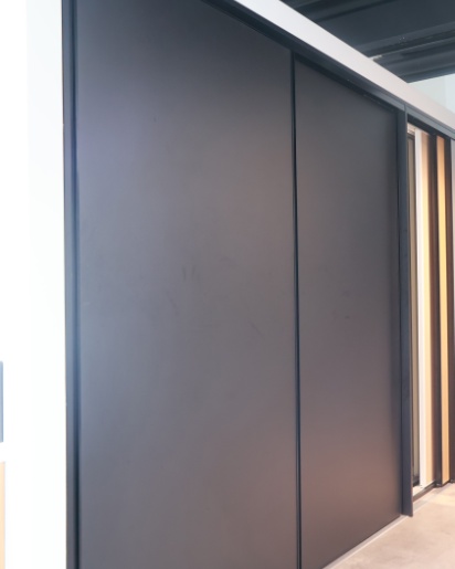 Skydelåger med indretning fra Svane Køkkenet