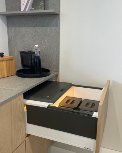 Notes gold & New Tradition køkken fra Svane Køkkenet