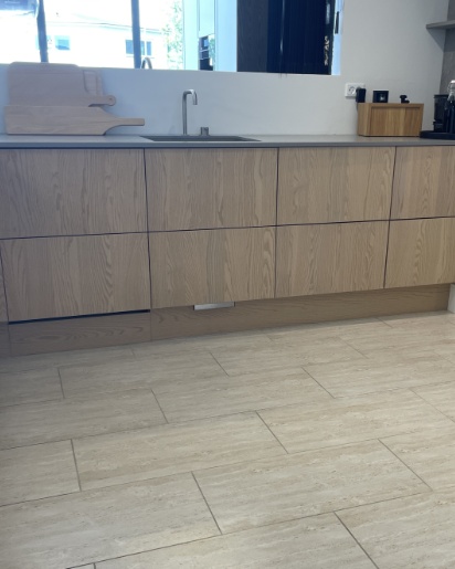 Notes gold & New Tradition køkken fra Svane Køkkenet