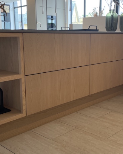 Notes gold & New Tradition køkken fra Svane Køkkenet